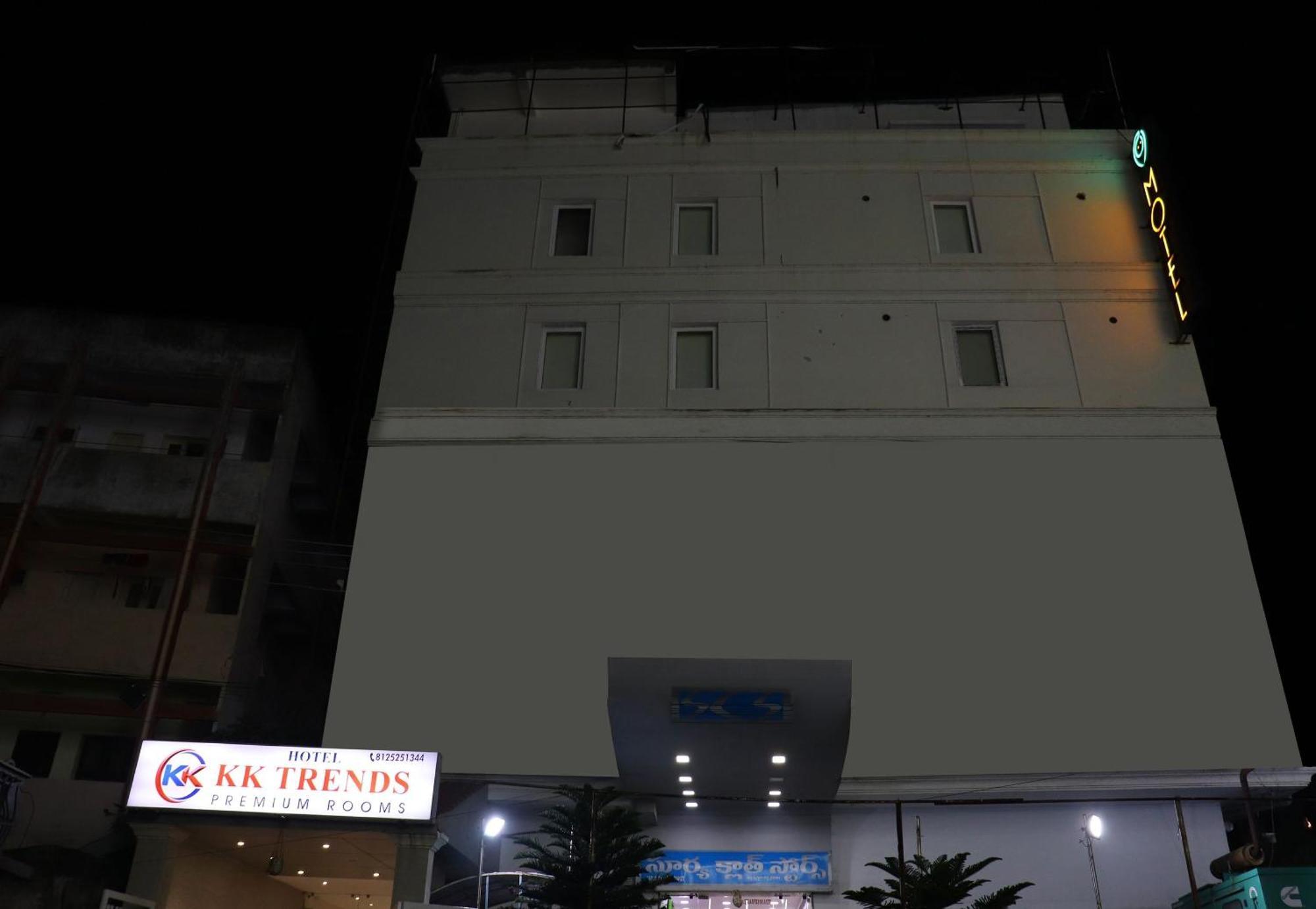Collection O Kk Trends Hotel Vijayawada Ngoại thất bức ảnh